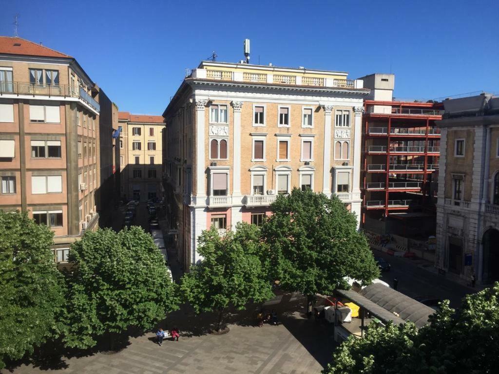 Roma Rooms Ancona Exterior photo